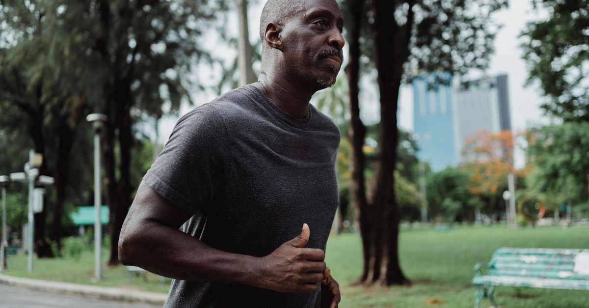 Do Men Lose Weight Faster Than Women? What Testosterone Does